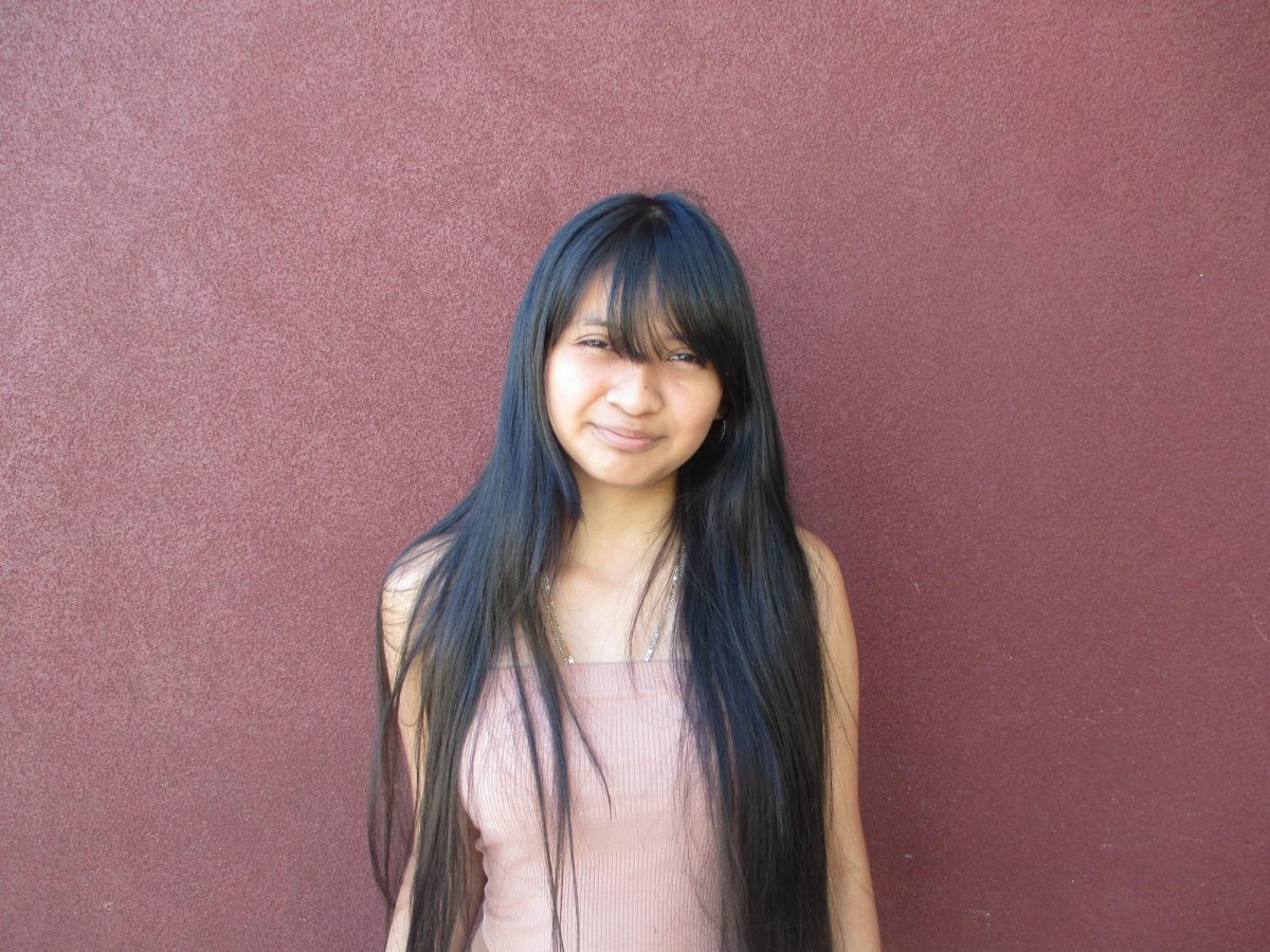 Would you rather?: featuring Yasmin M.