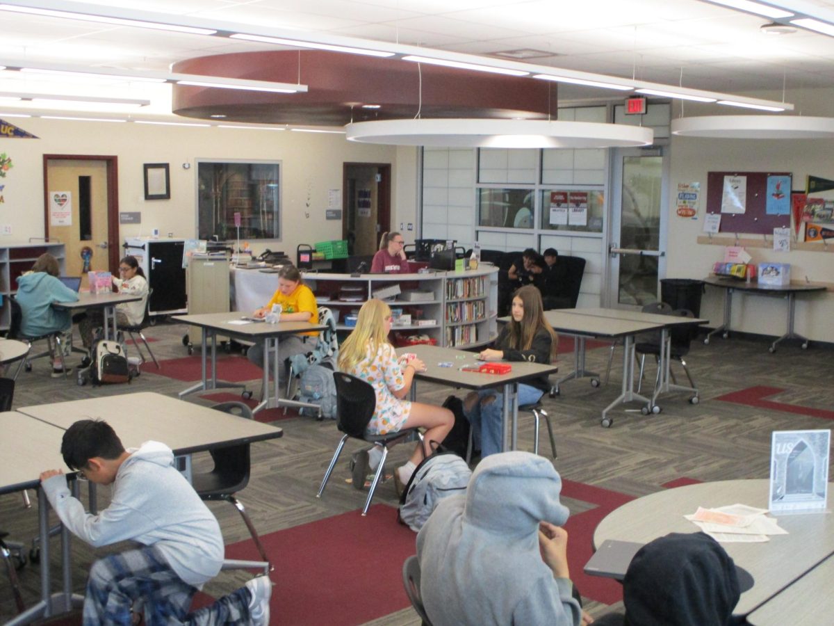 8th Graders Lose Library Access During Lunch